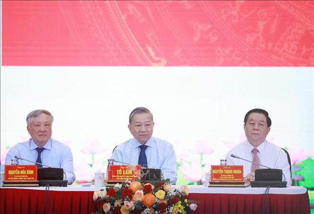 Tổng Bí thư Tô Lâm: Dự kiến sắp xếp còn 34 tỉnh, thành, khoảng 5000 đơn vị hành chính cấp xã- Ảnh 2. Tổng Bí thư Tô Lâm: Dự kiến sắp xếp còn 34 tỉnh, thành, khoảng 5000 đơn vị hành chính cấp xã- Ảnh 2.